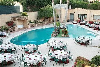 Grand Mose Ξενοδοχείο 4*